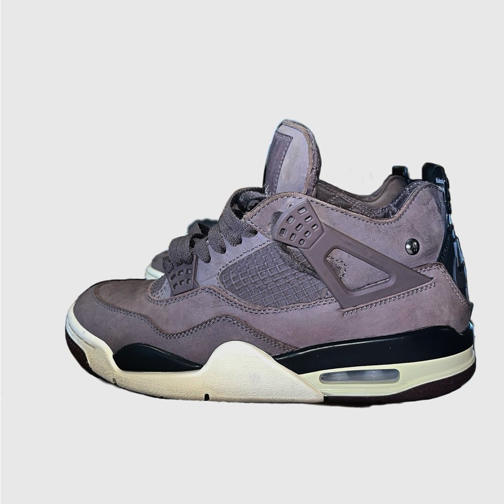 Stylish Gray Sneakers